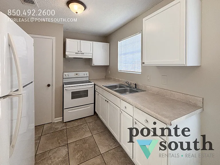 6392 Schoel Ln — Photo 4