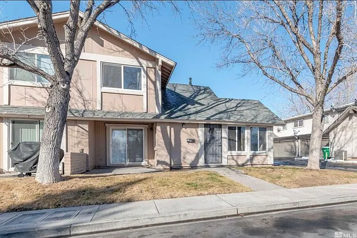 2273 Oppio St photo 1