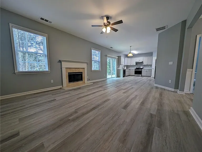 1521 Anna Ruby Ln NW — Photo 15