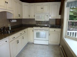 102 Private Hill Rd, Arlington, VT 05250