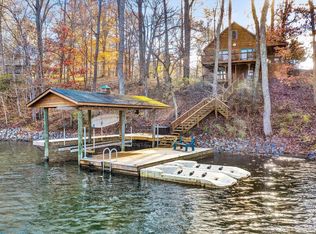 819 High Point Rd, Moneta, VA 24121