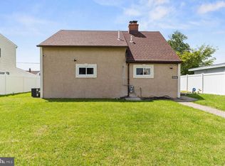 9208 Treaty Rd, Philadelphia, PA 19114