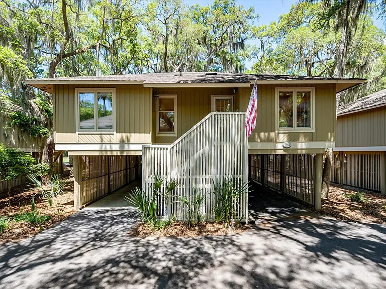 1136 Summerwind Ln — Photo 62