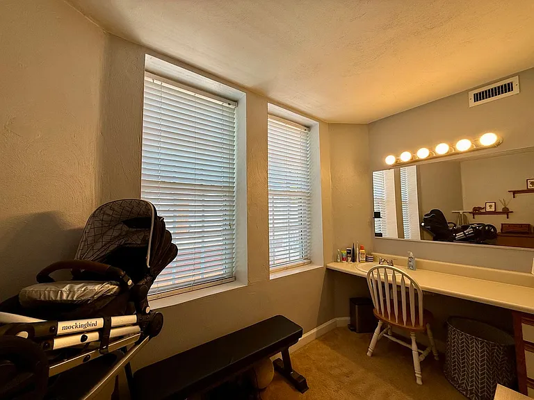 610 W Princess Anne Rd #B6 — Photo 16