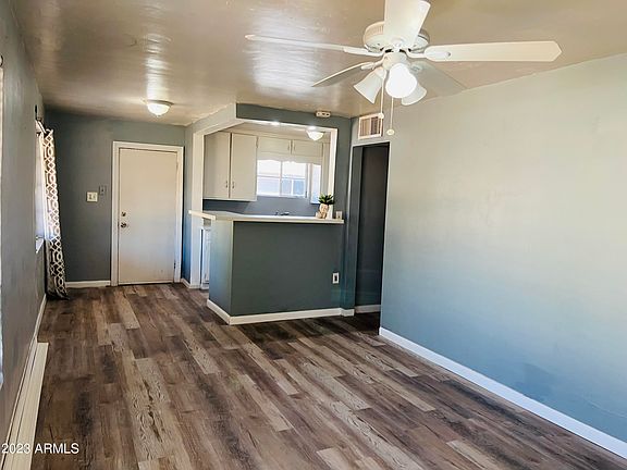 3rd image of 14 N HORNE Street