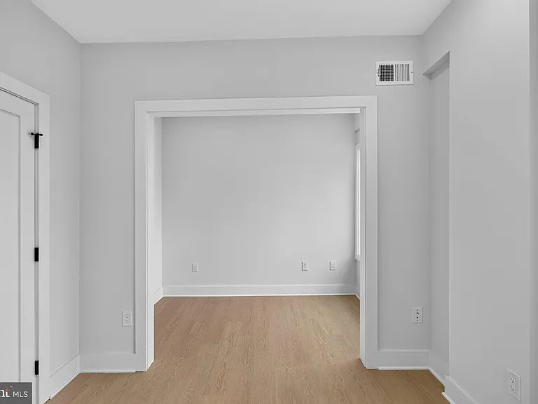 1650 Columbia Rd NW #401 — Photo 12