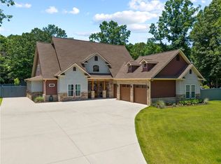 218 Riverlake Rd, Fair Play, SC 29643
