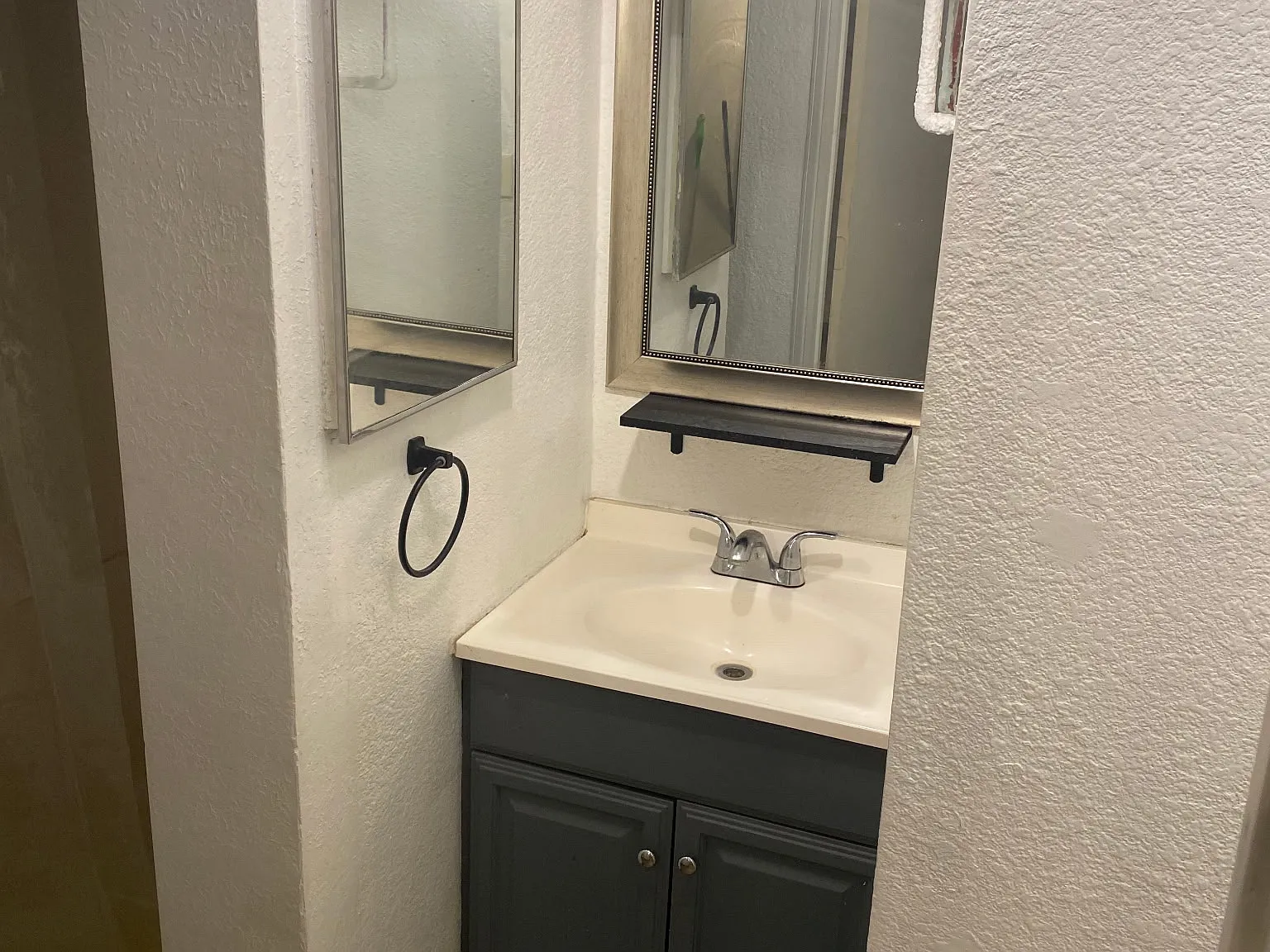 Studio, 275 sqft, $575 — Photo 2