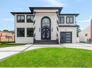 1489 Howell Rd, Valley Stream, NY 11580