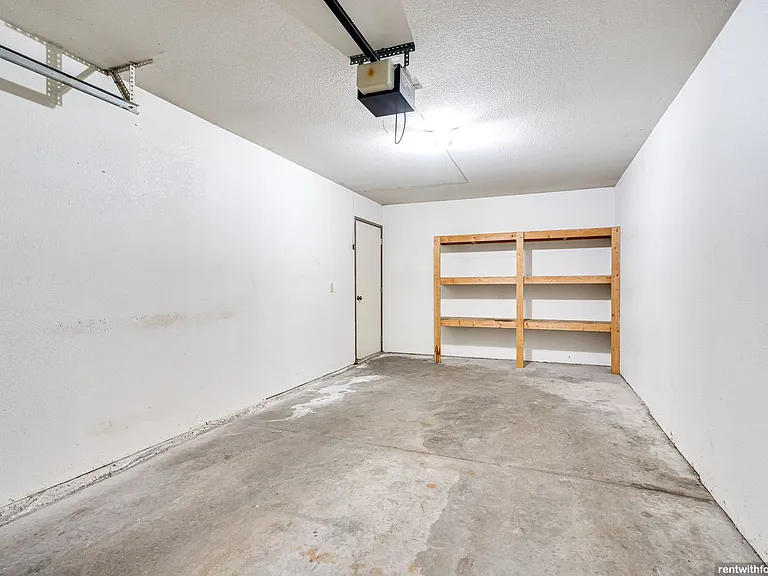 432 N Peters Ave — Photo 12