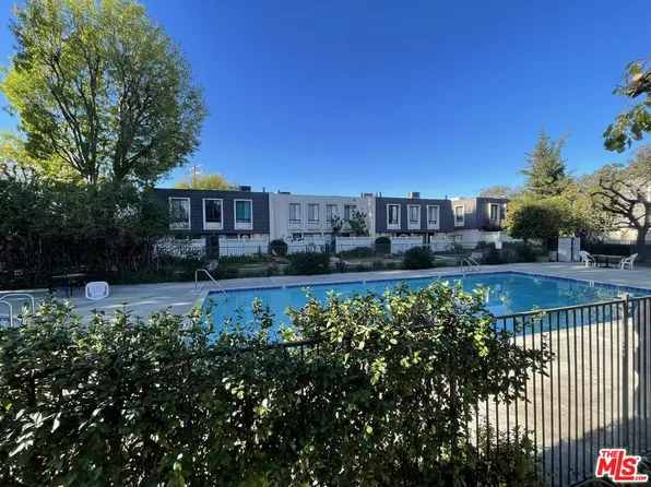 15031 Chatsworth St APT 20, Mission Hills, CA 91345