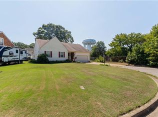 151 Osborne Rd, Norfolk, VA 23503