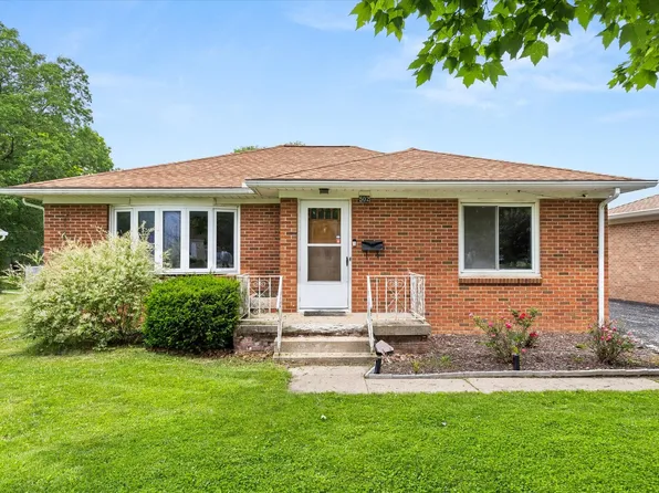 502 W Boys St, Streator, IL 61364