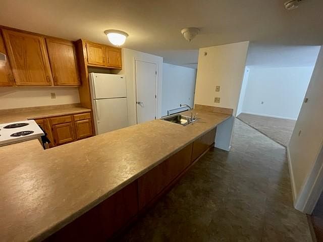 Spacious Kitchen