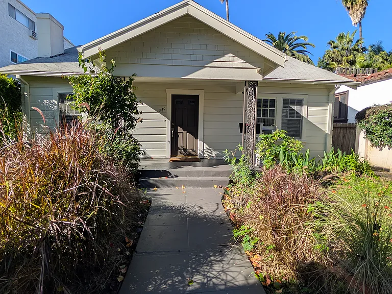 849 N West Knoll Dr — Photo 6