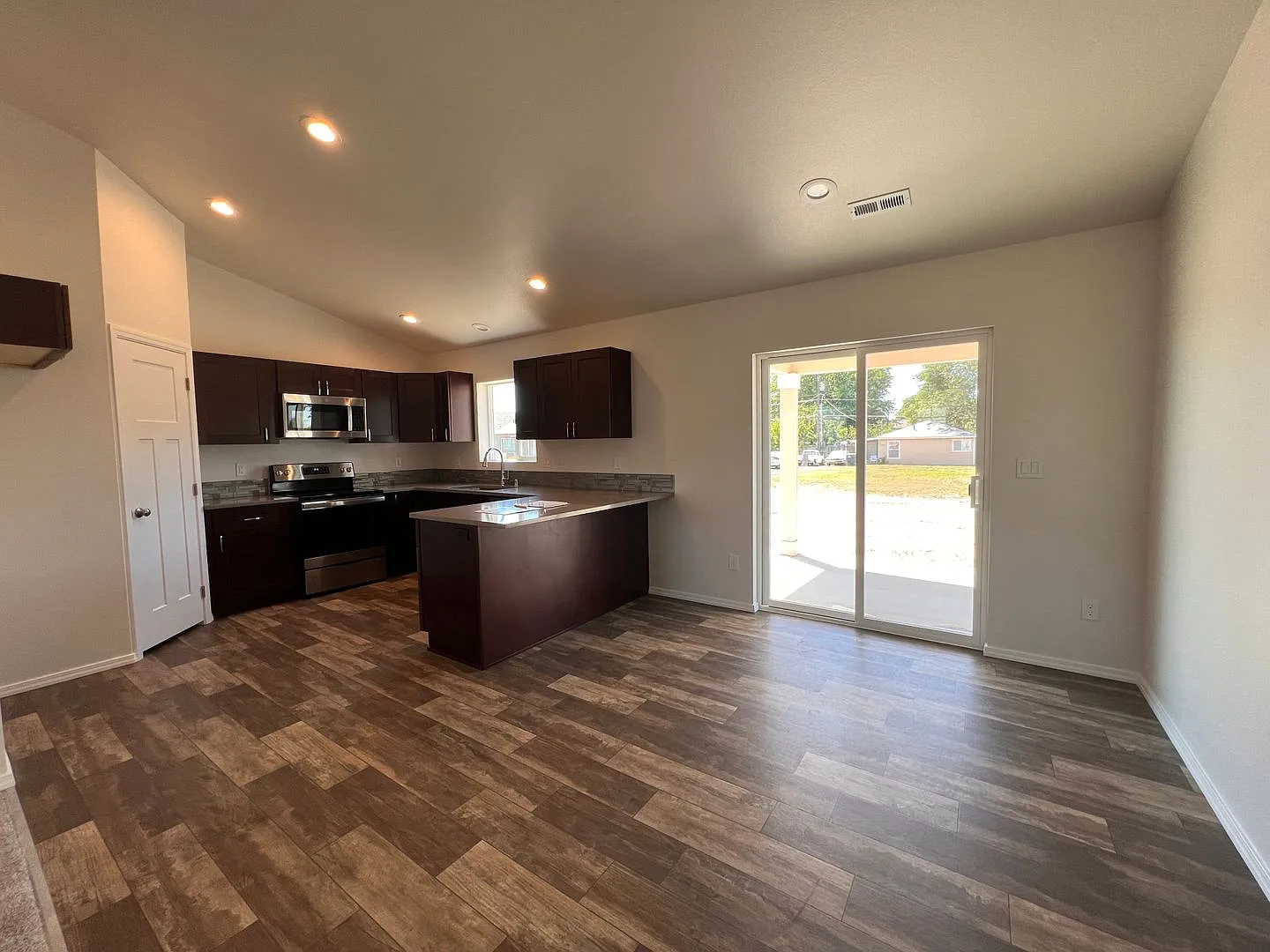 Newer Construction Home For Rent! — Photo 3