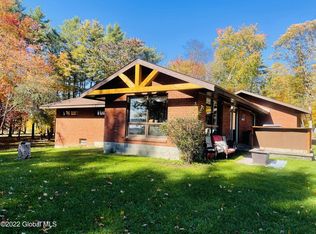 162-186 Fares Rd, Ravena, NY 12143