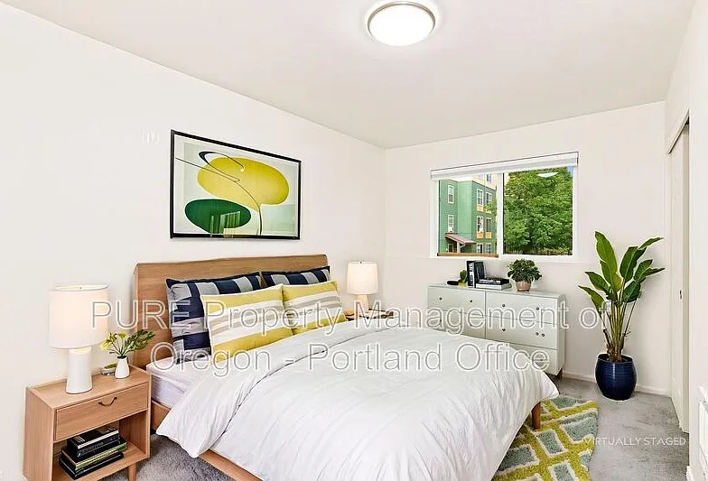 Stacey Lee Apartments — Photo 2
