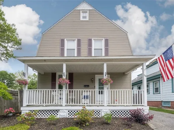 16 Malvern Ave, Cranston, RI 02905