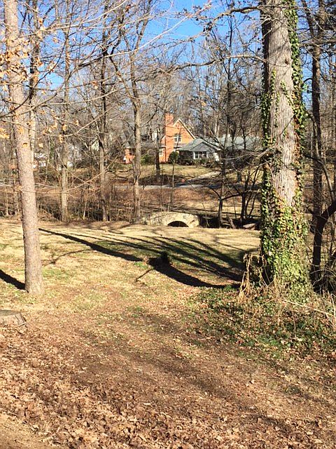 1st image of 526 Willowbrook Dr