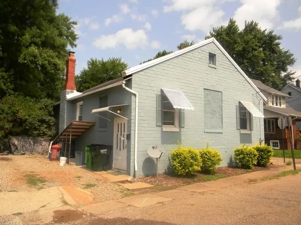 309 Washington Ave, Louisville, OH 44641