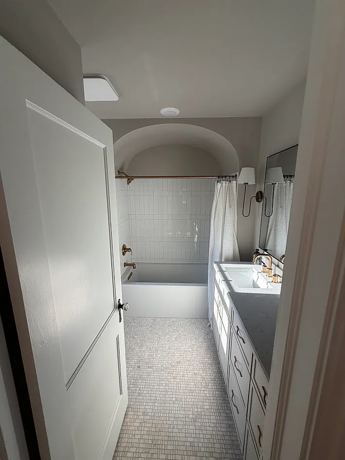 3 bed, 2.5 bath, $749 — Photo 4