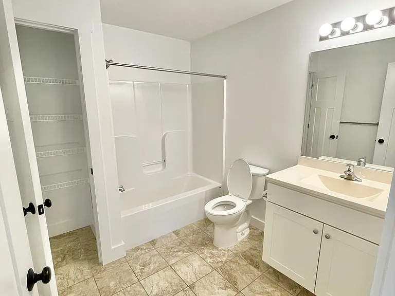 111 Grey Rock Rd #116 — Photo 11