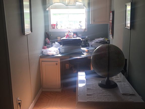 3rd image of 721 Appaloosa Ave