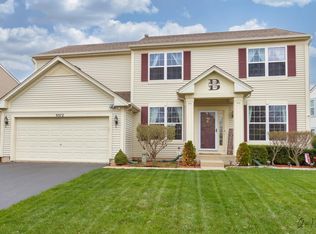 9572 Inverness Dr, Huntley, IL 60142