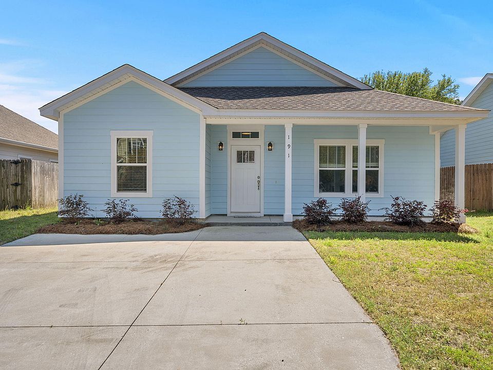 1st image of 191 Water Oaks Loop