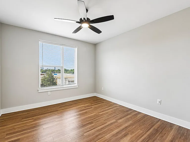 13-web-or-mls-unit 400-S2504-013