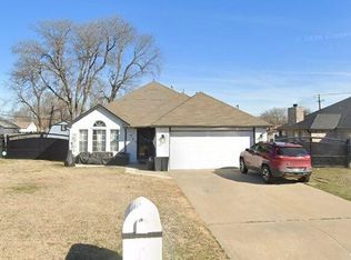 431 E Seminole Pl, Tulsa, OK 74106