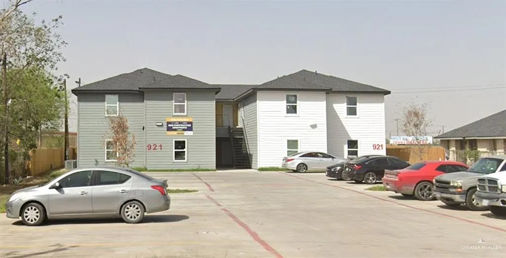 1 bed, 1.0 bath, 750 sqft, $700 — Photo 1