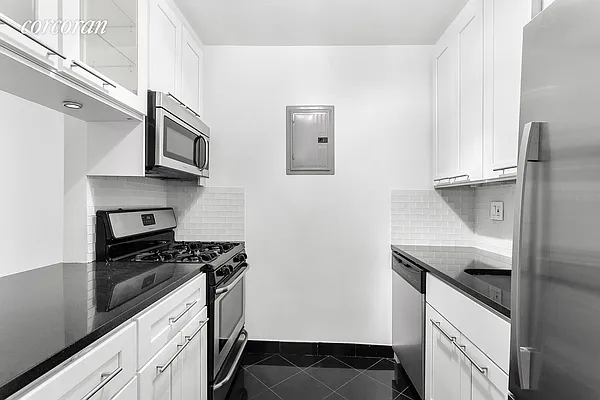 Rented by Corcoran | media 9