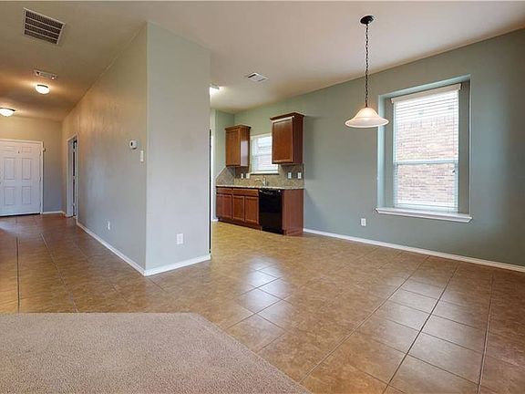 4th image of 3309 Cricklewood Dr
