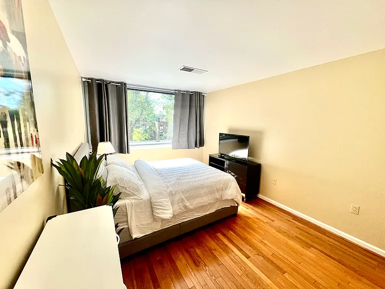 4420 Briarwood Ct N #24 — Photo 6