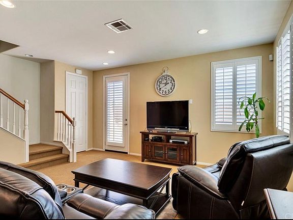 5th image of 2750 E Oak Hill Dr Unit 17