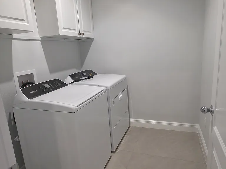 6712 SW 64th Ct — Photo 8