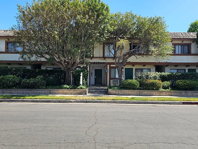 21744 Septo St — Photo 26
