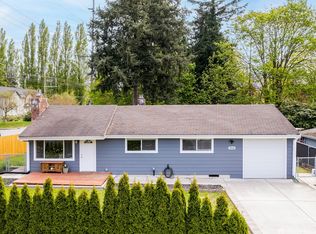 20346 21st Ave NE, Seattle, WA 98155