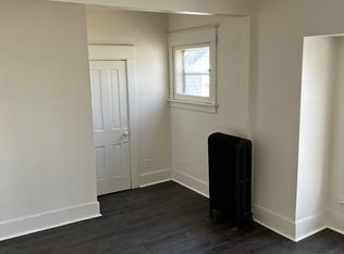 Ionia - Apt 3, Lansing, MI 48933