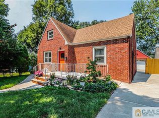 55 3rd St, Edison, NJ 08837