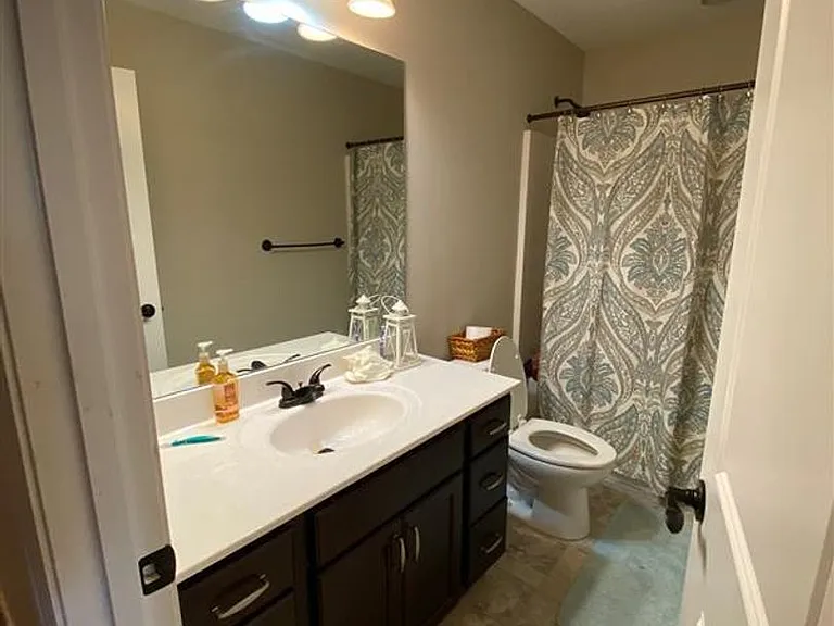 1306 Mockingbird Ln — Photo 6