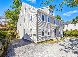 2 Chapel St, Newmarket, NH 03857