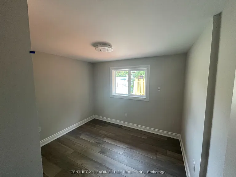 314 Grove St E #SIDE — Photo 4