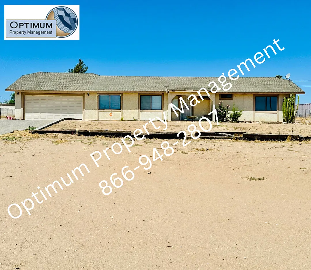 Single Story Home with Spacious Floor Plan on a Large Lot — Photo 1