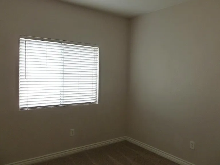 3400 Cabana Dr #2037 — Photo 12