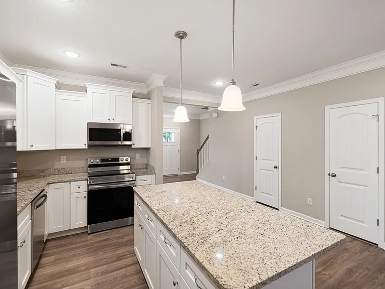 8035 E Glen Rd — Photo 13