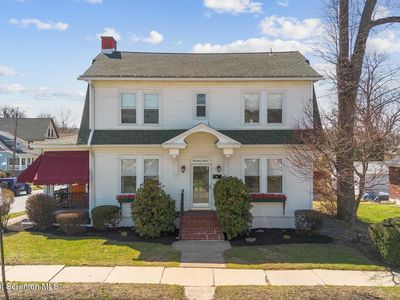 1712 Green Ridge St, Dunmore, PA, 18509