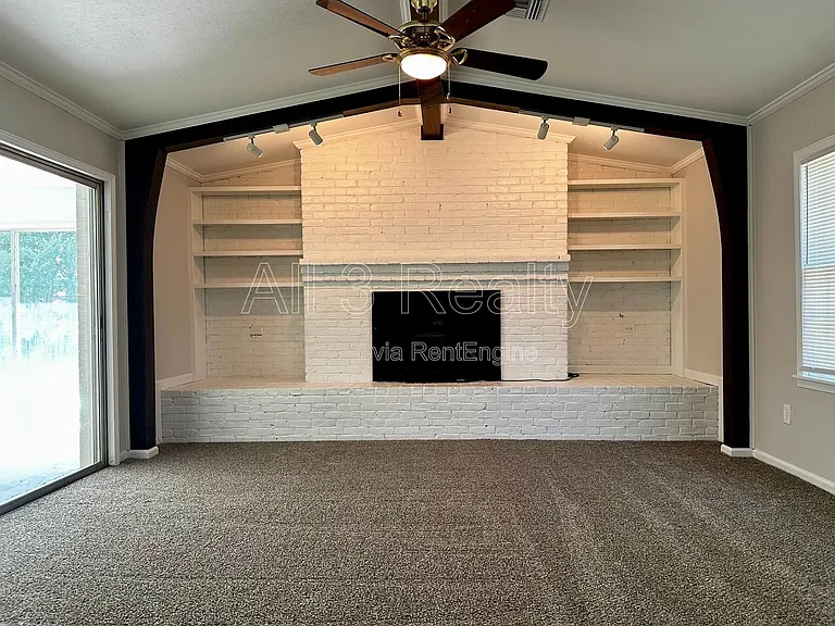 712 Sir Michael Dr — Photo 31